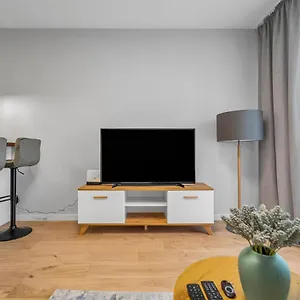 Ursus Comfy With Free Parking Warszawa